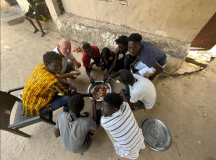 13 gambia-essen-bei-gibril-55