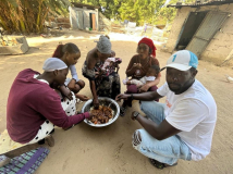 14 gambia-essen-bei-gibril-77