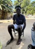 17 gambia-essen-bei-gibril-smile-ss1