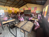 02 Gambia-Schule-03