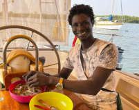 01 gambia-lamin-lodge-shrimps-und-gibril