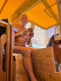 gambia-arbeiten-an-vitamine-cockpit
